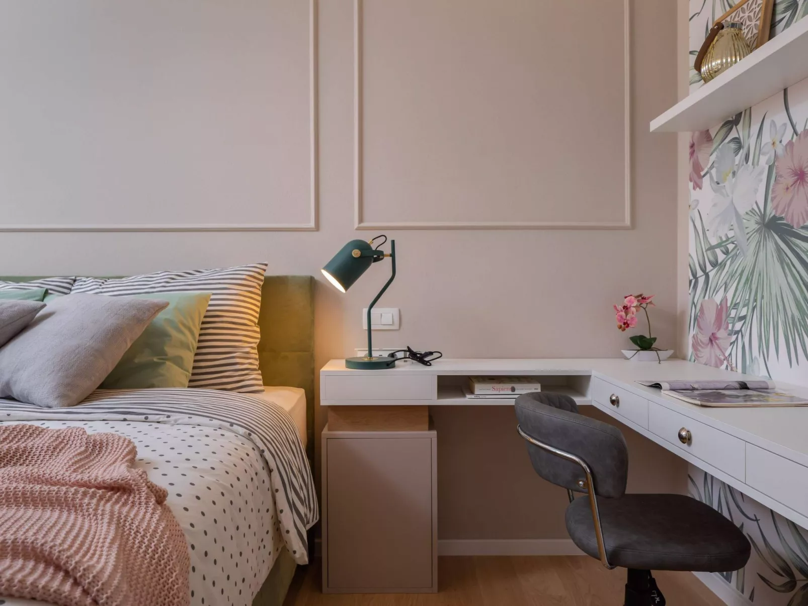 Villa in Strandnähe, Pool, Kinderspielplatz - Image-tags.info