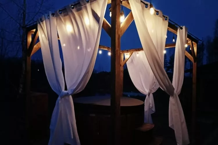 Domek wakacyjny DELUXE dla max 7 osób w Bałachach - Spa