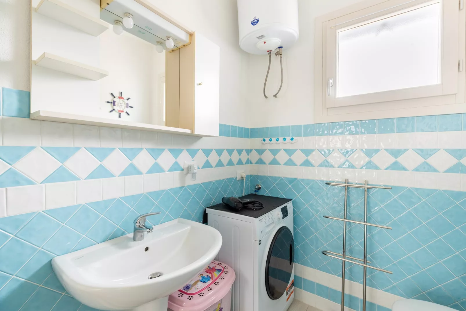 BILO BADESI CON PISCINA - Badezimmer