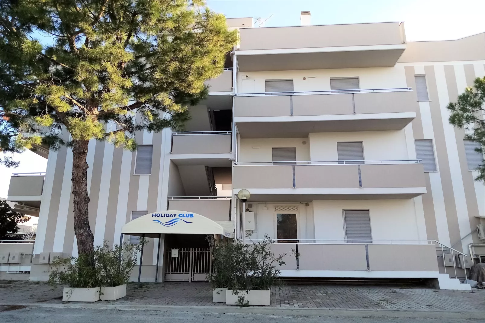 Holiday Club TRILO 6-Extérieur été