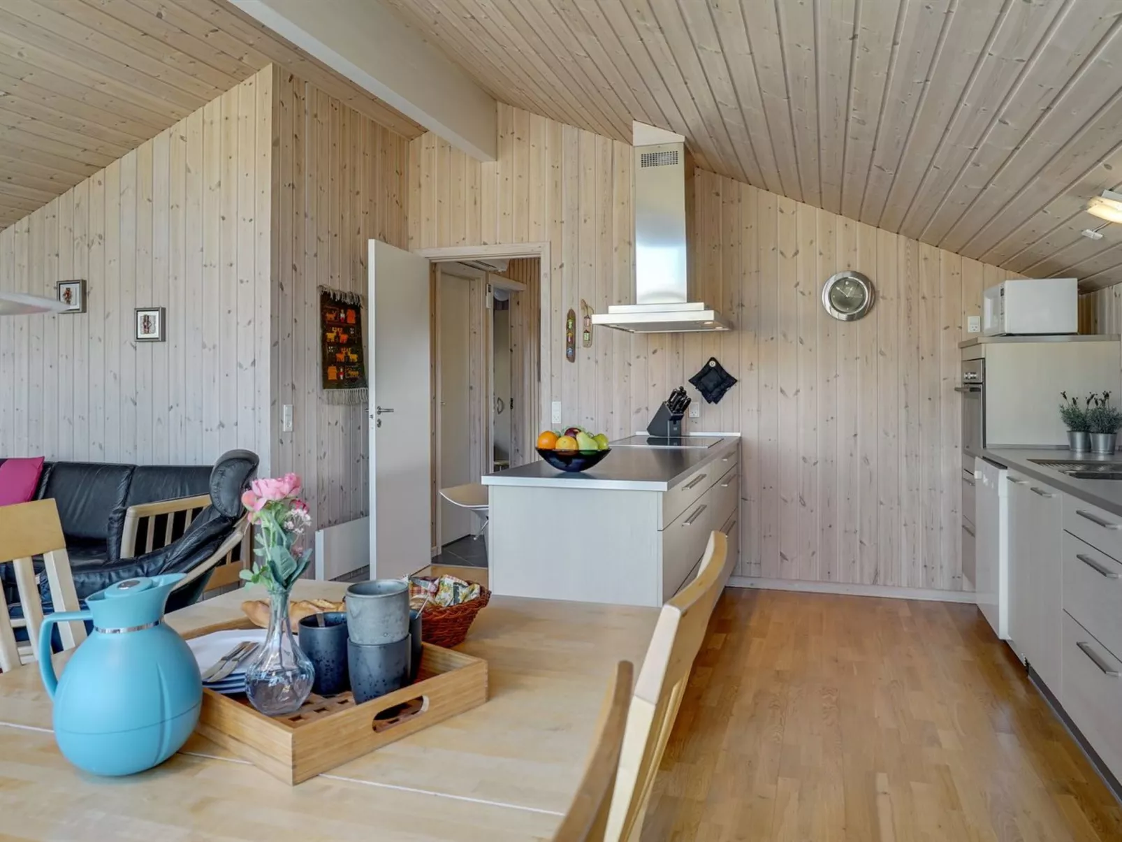 "Emelia" - 50m from the sea-Drinnen