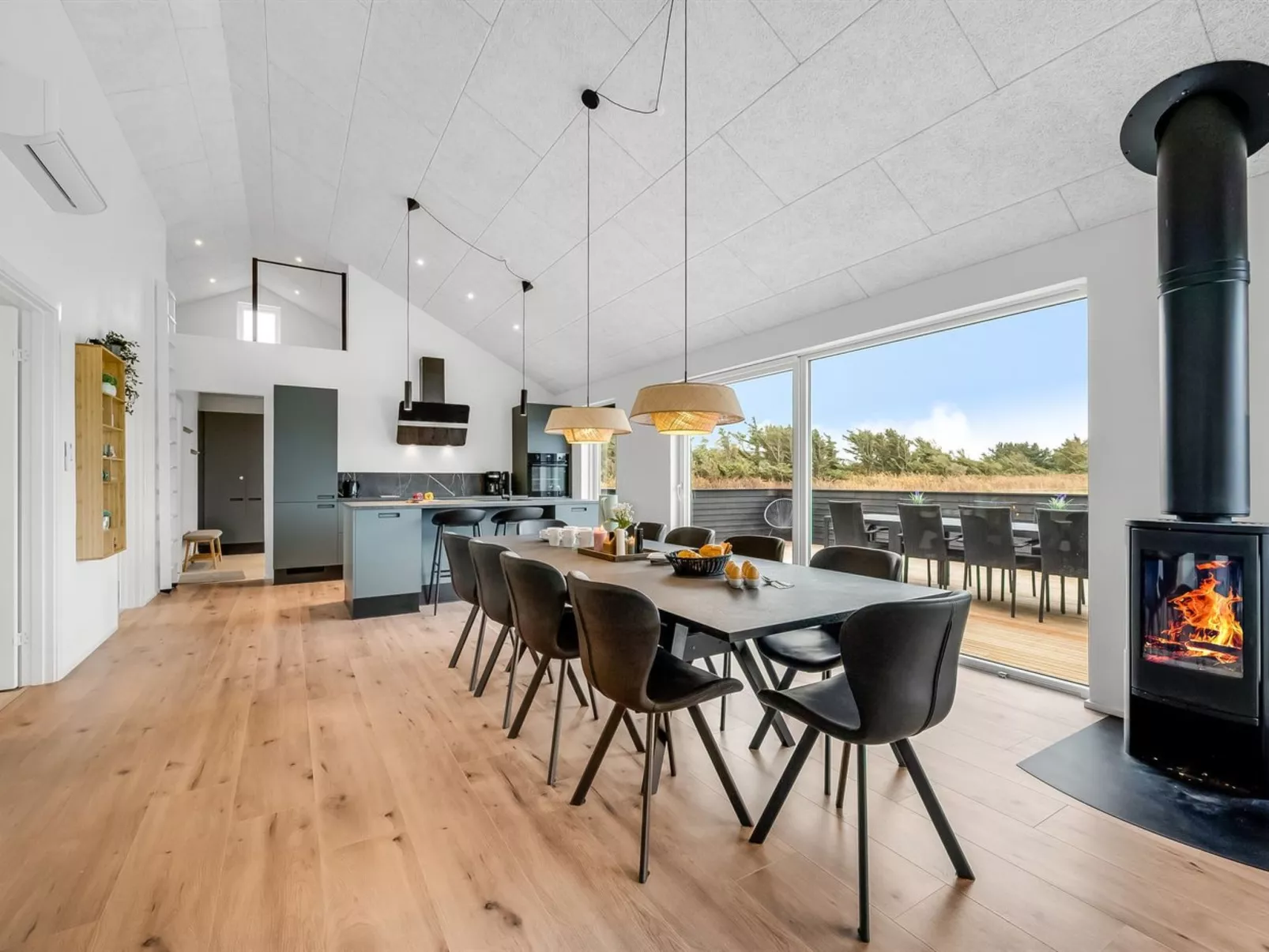 "Dreng" - 300m from the sea-Inside