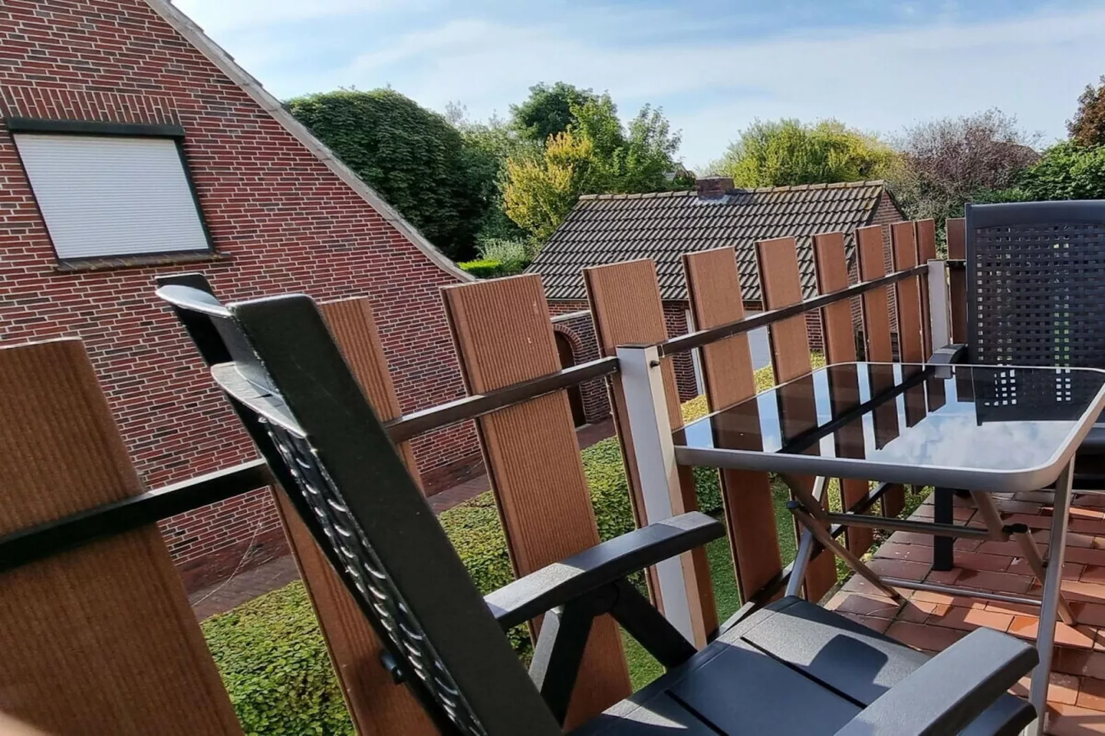 410843-Terrace balcony