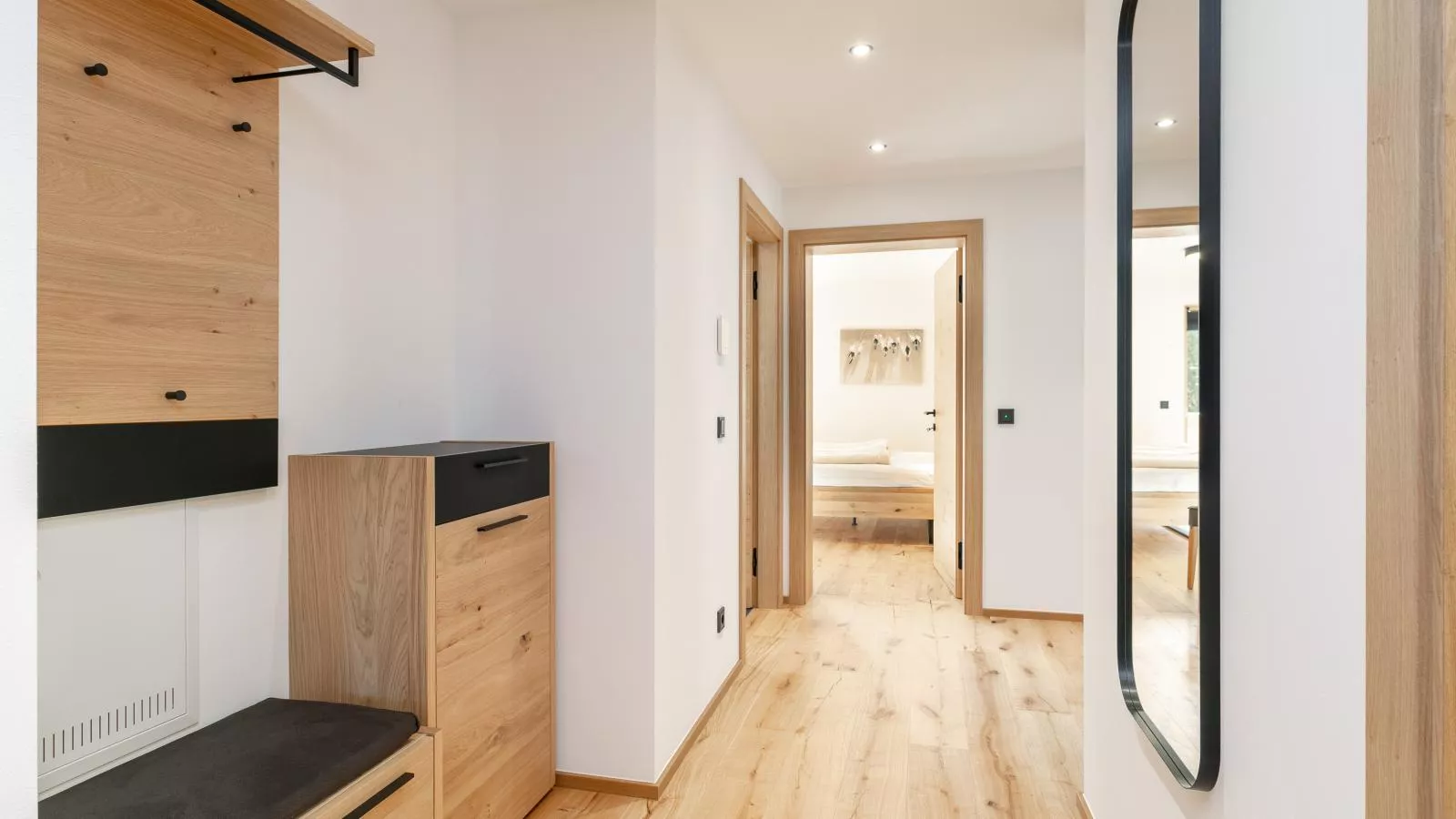 Haus Tauernblick Top 3 und 4-Flur