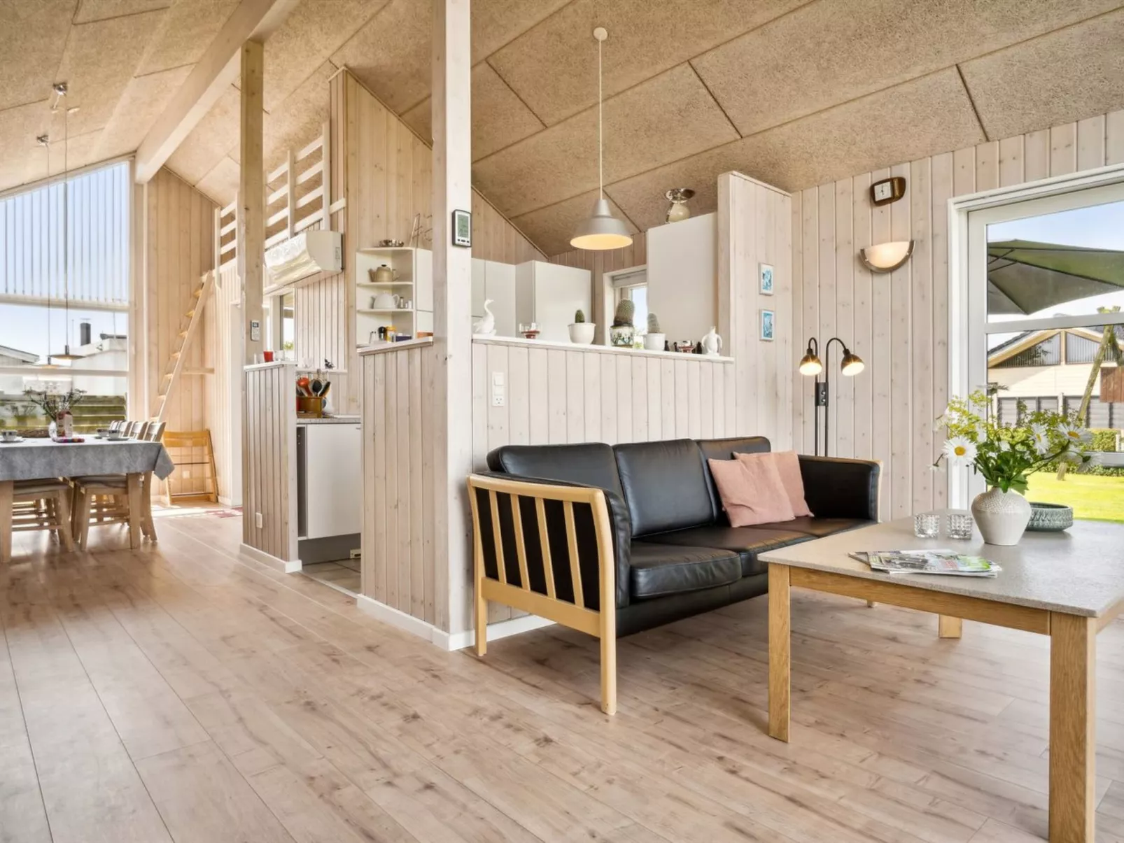 "Neno" - 100m from the sea-Drinnen