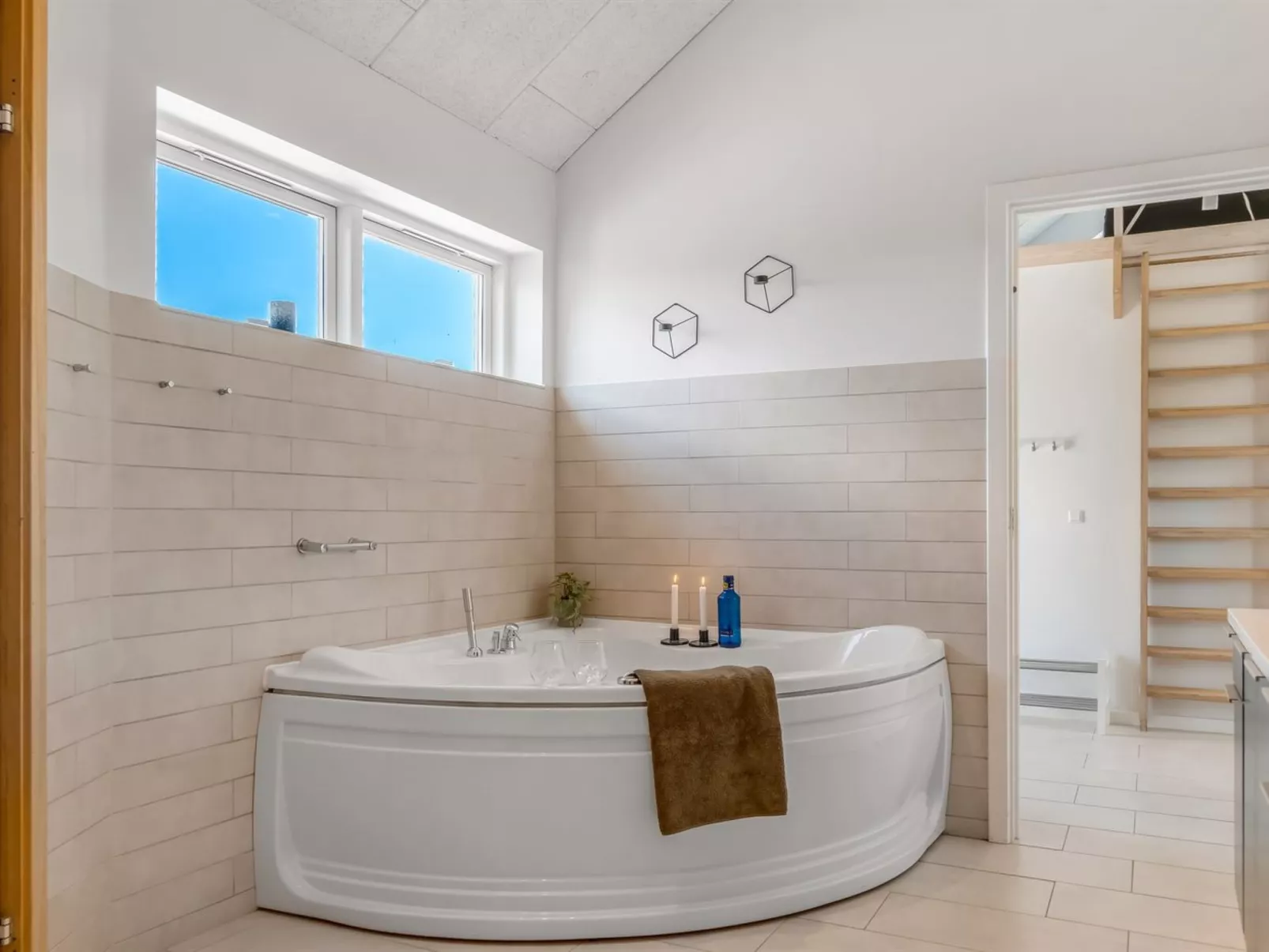 "Jonas" - 450m from the sea-Dedans