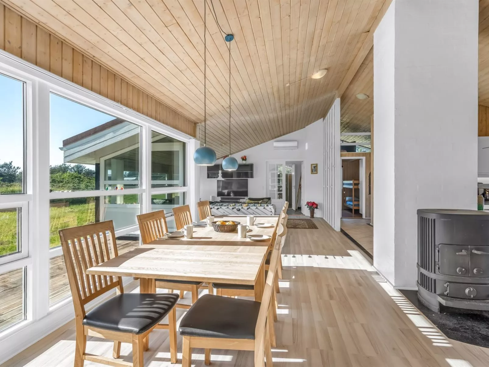 "Peder" - 700m from the sea-Inside