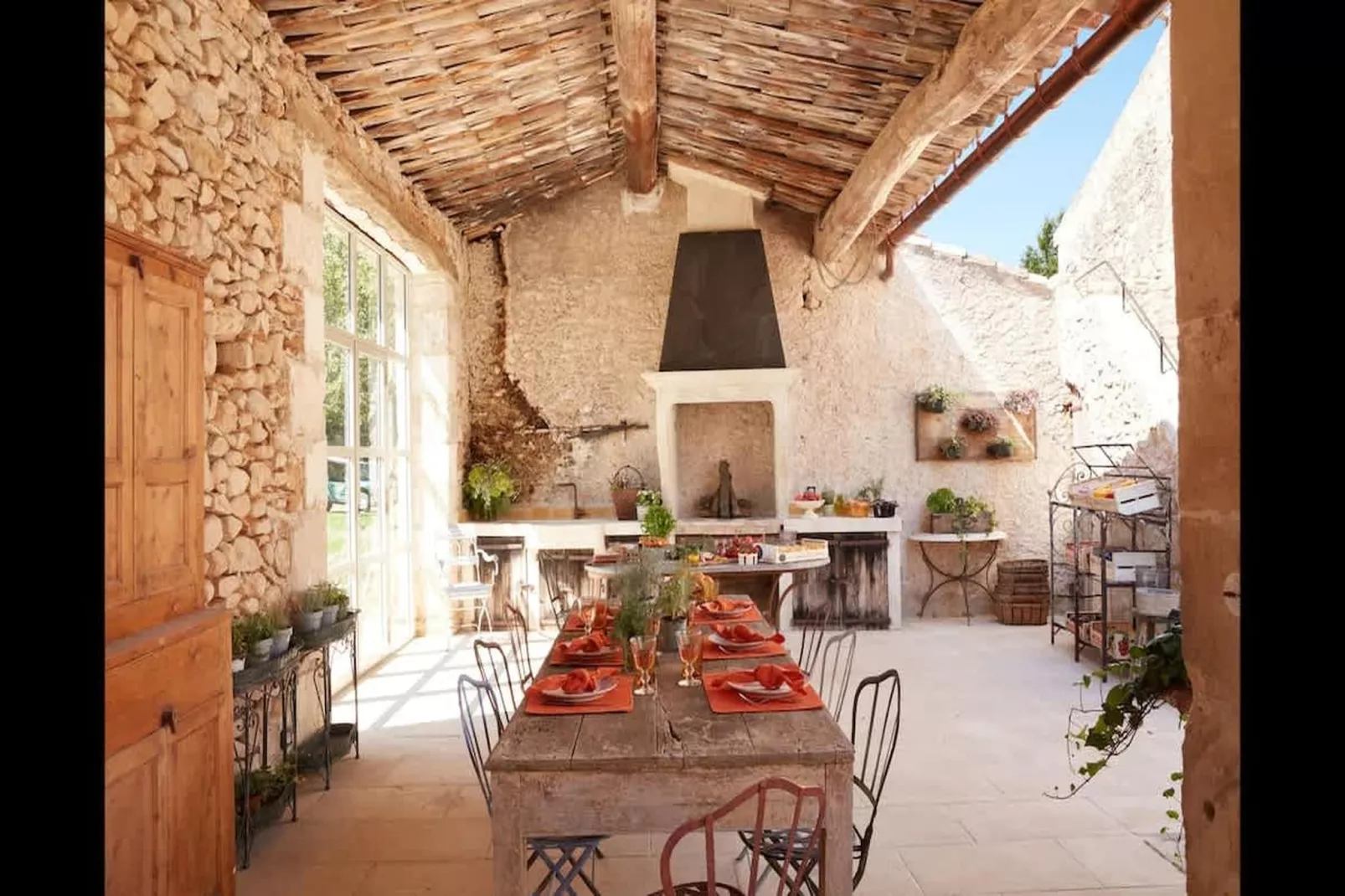 Villa de charme confort au milieu des vignes du Lubéron-Terrasse/Balkon