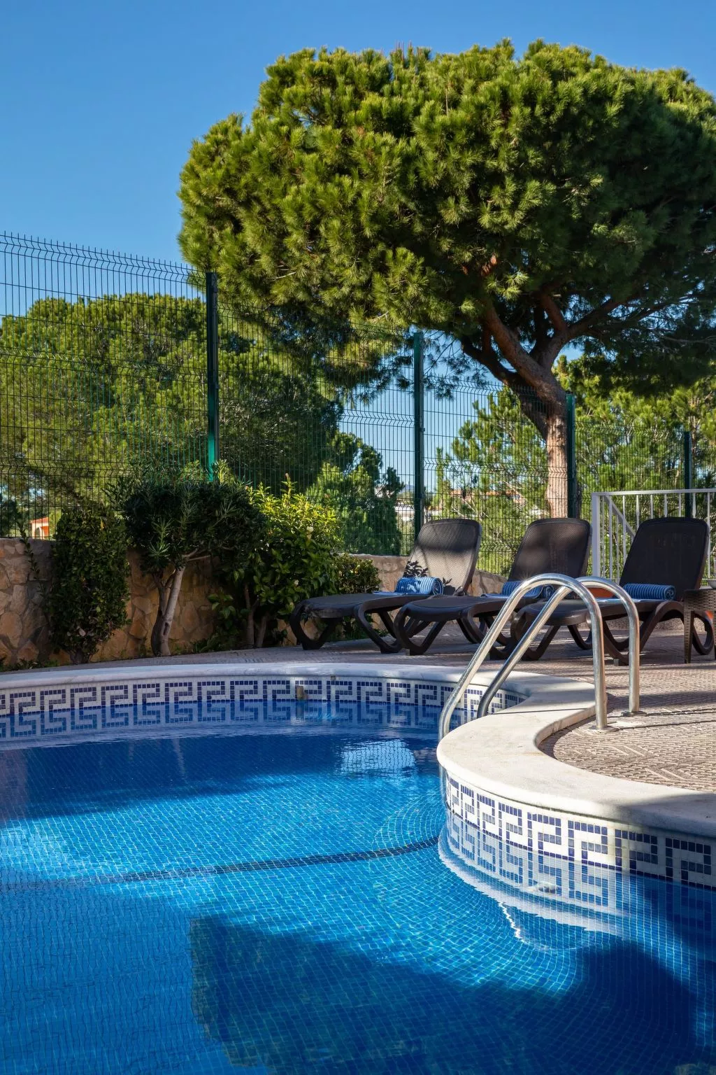 8 Schlafzimmer Villa, Pool, BBq, Strand - Image-tags.info