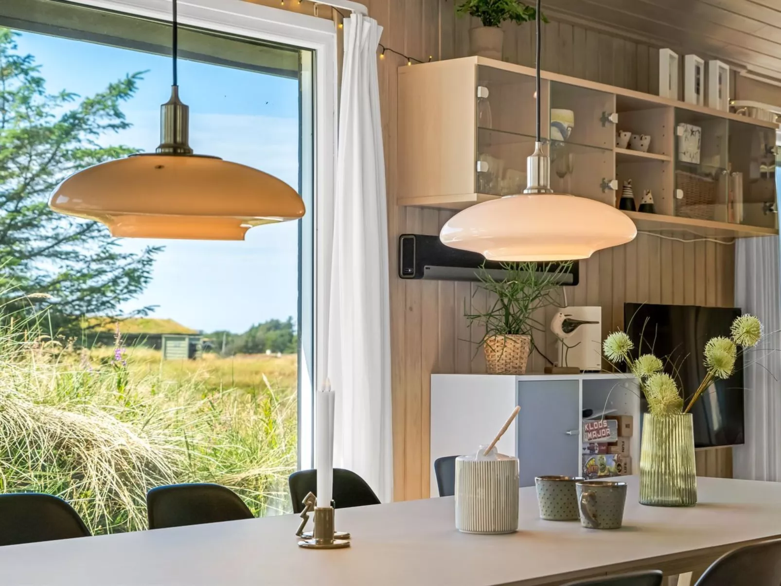 "Virpi" - 1.1km from the sea-Inside