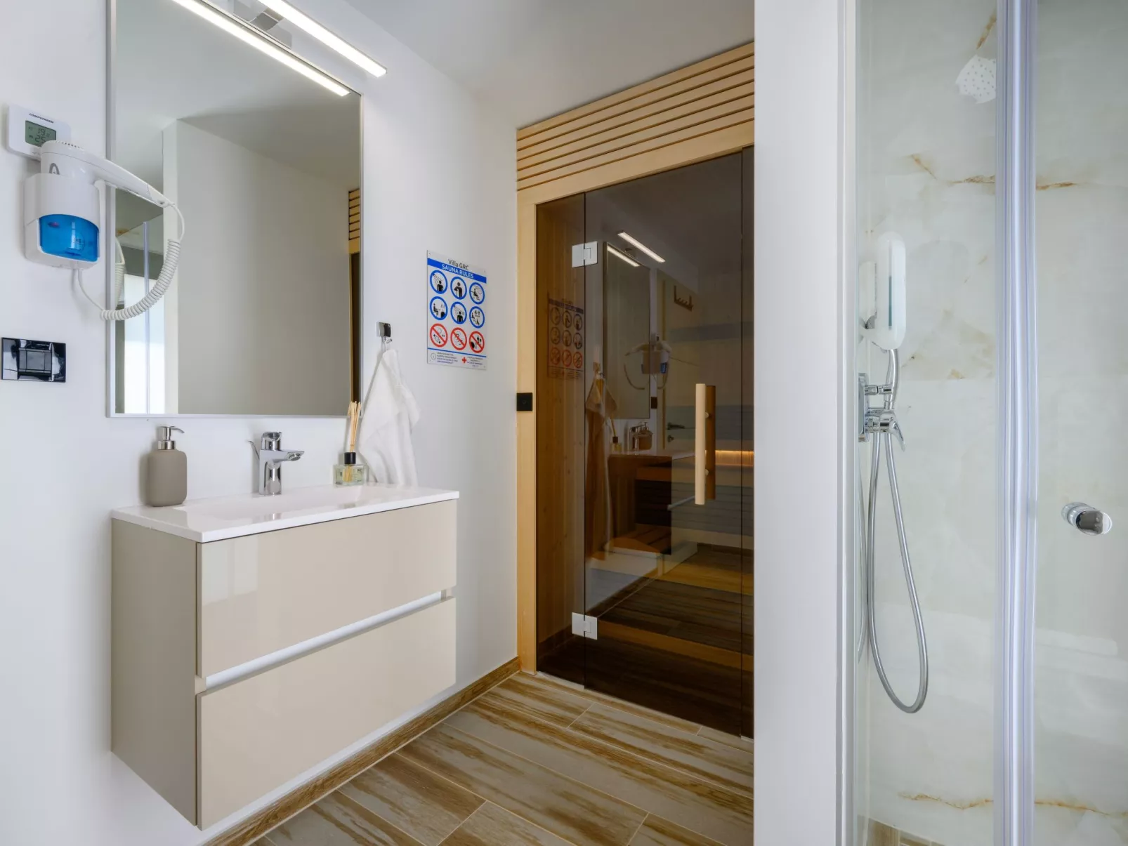 Ferienvilla "Villa Grc" mit Infinity Pool - Image-tags.info