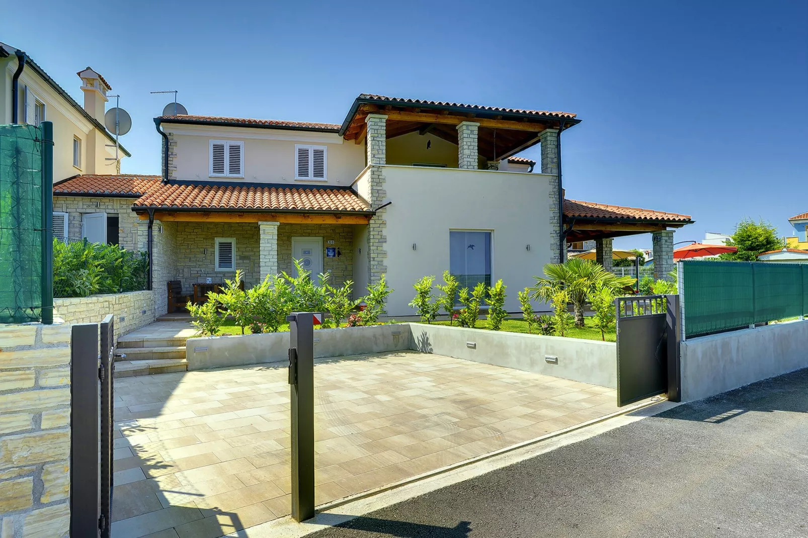 Villa Sunset-Exterior summer