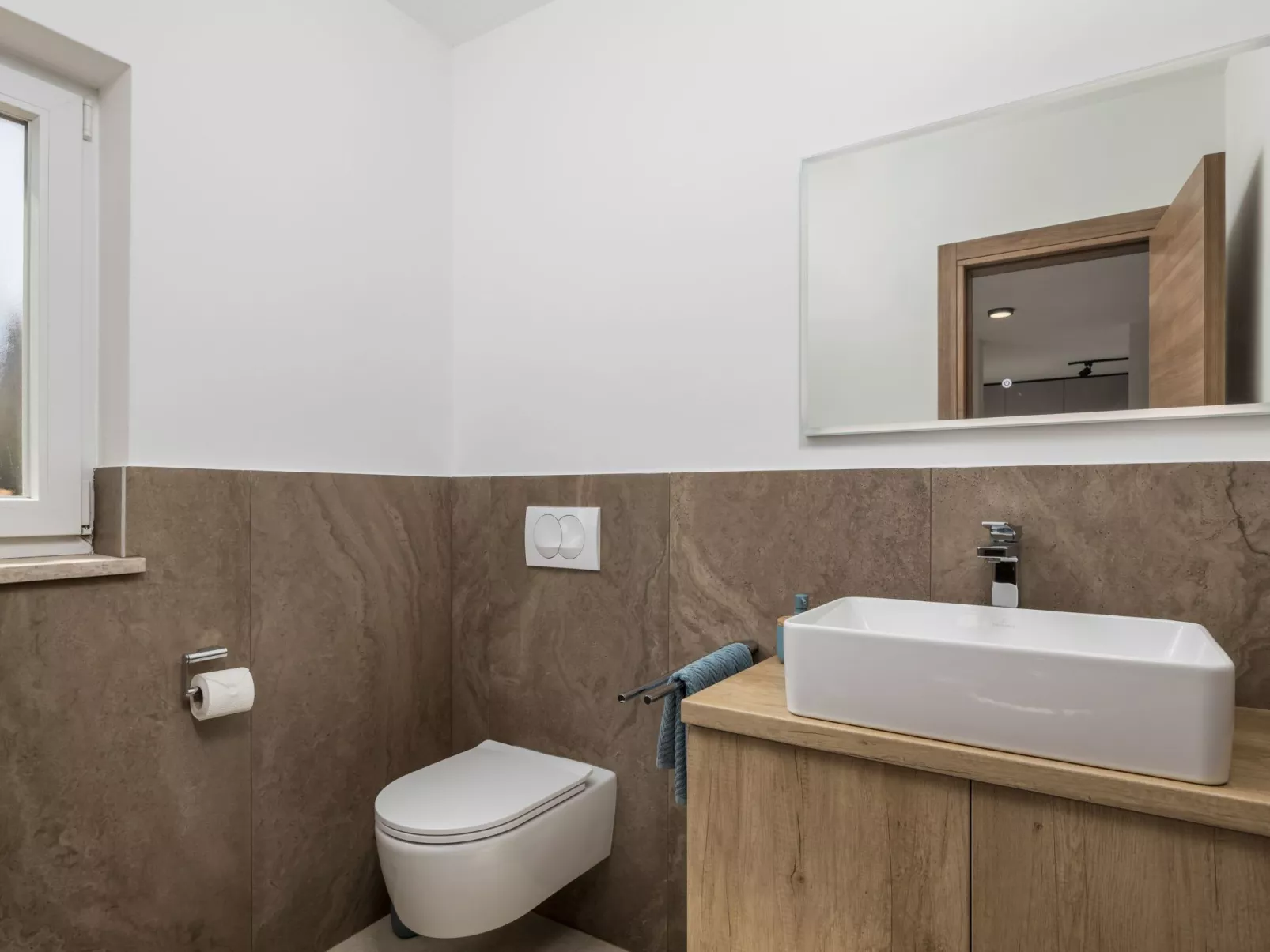 Romantische Villa mit Pool, umgeben von Natur - Image-tags.info