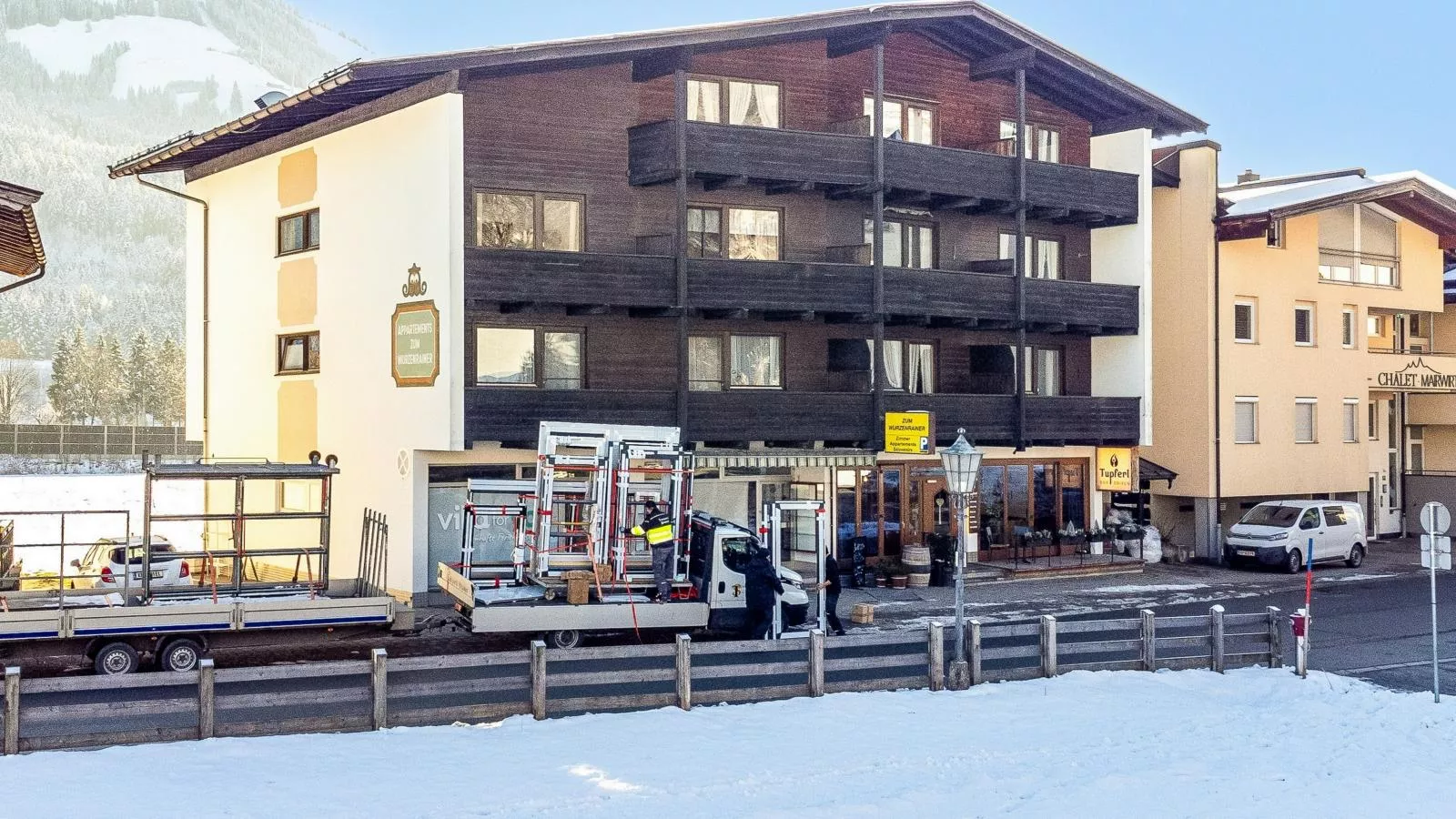 Brixen Alpin Living Top 19 - Exterior in winter