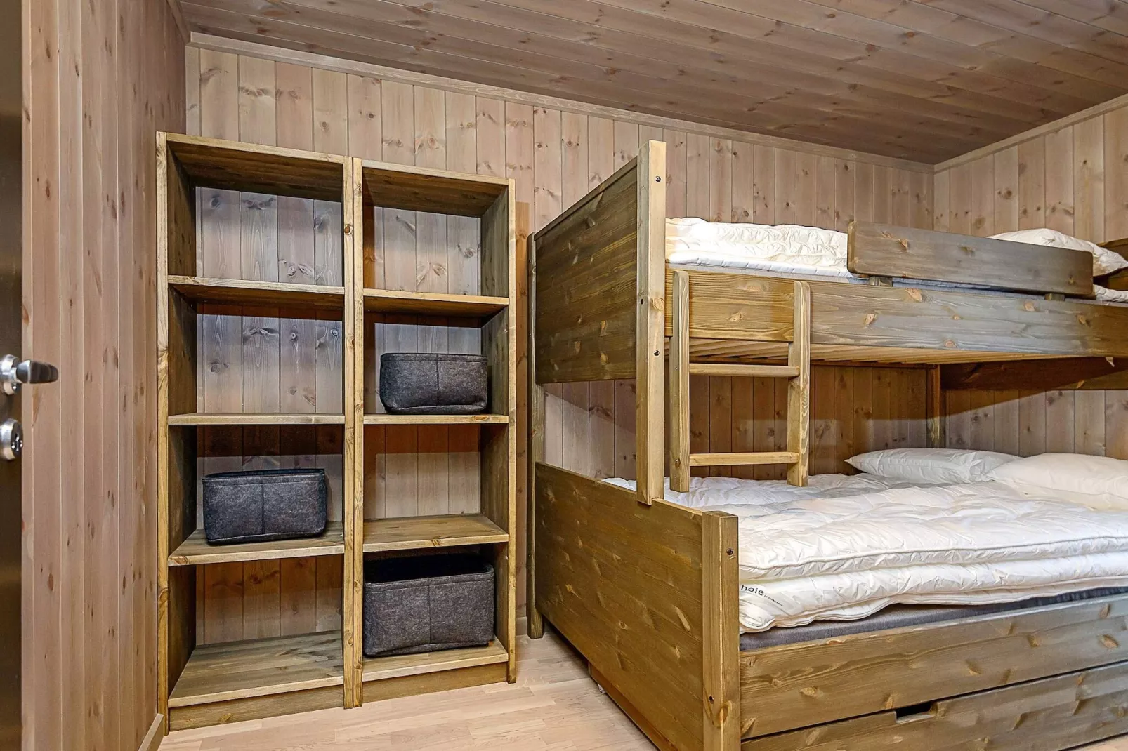 Retraite de Cabine elegante a Varden-By Traum-Intérieur