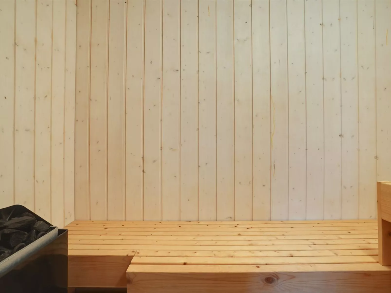 "Lilla" - 120m from the sea - Drinnen