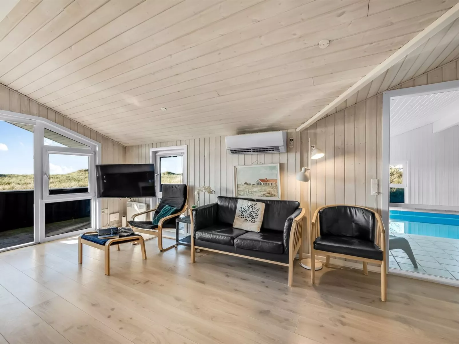 "Jaana" - 10m from the sea - Inside