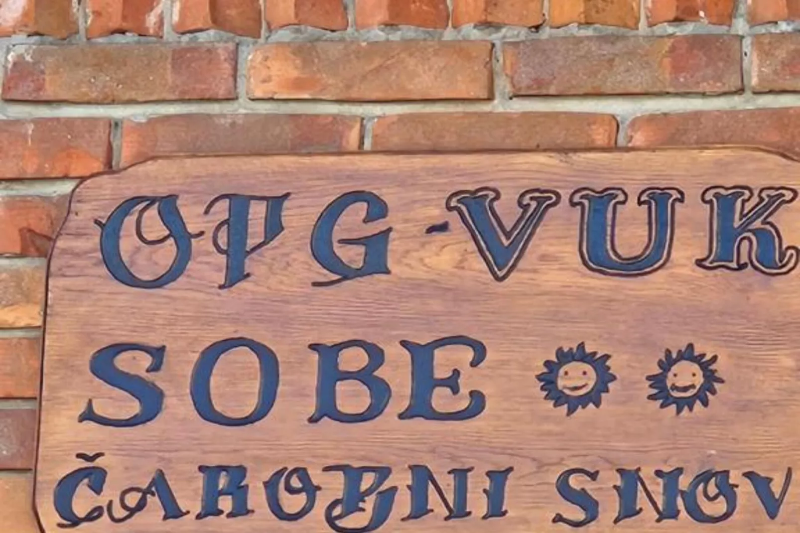 One Bedroom Magic Room (1)-Outdoor