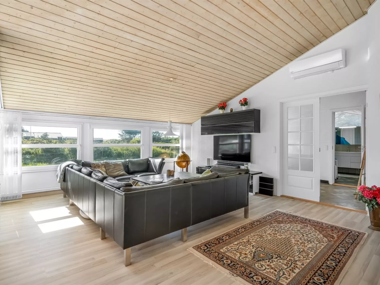 "Peder" - 700m from the sea-Inside