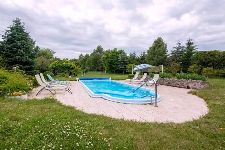 Angelino-Swimming pool