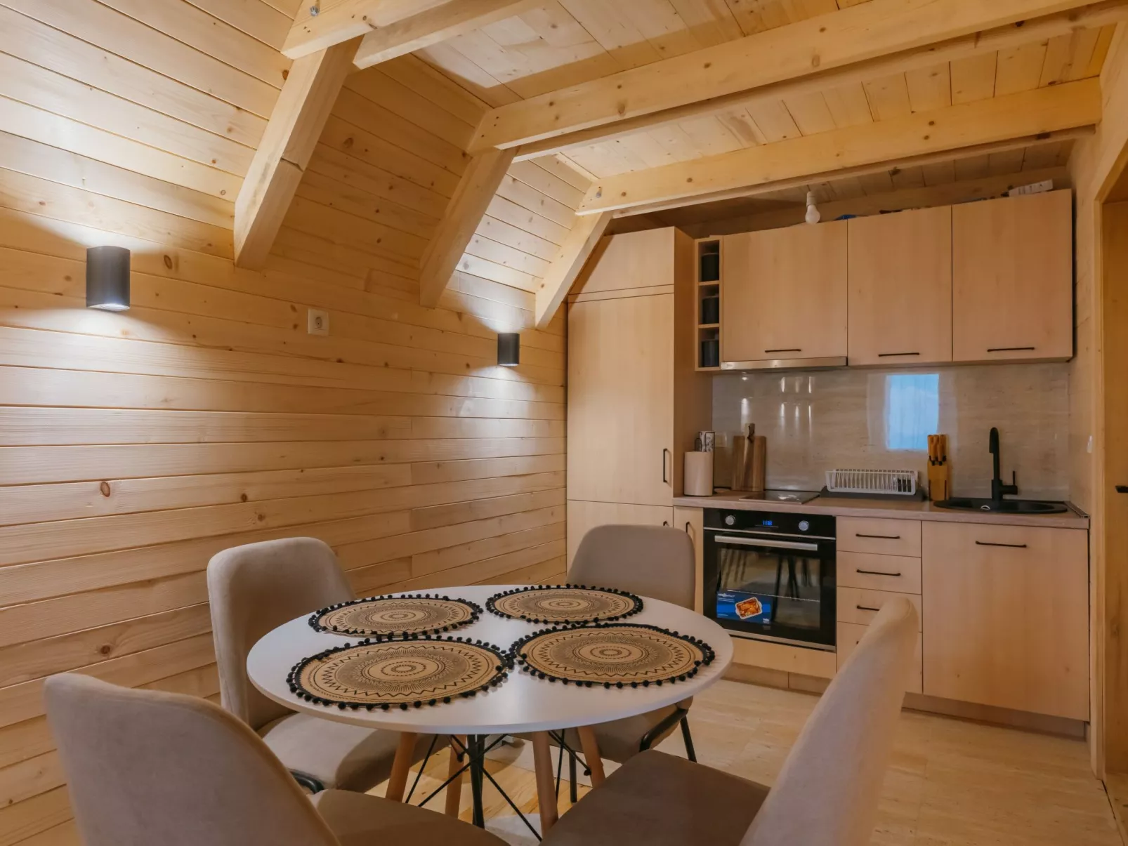 Komovi Luxus Haus Montenegro - Inside