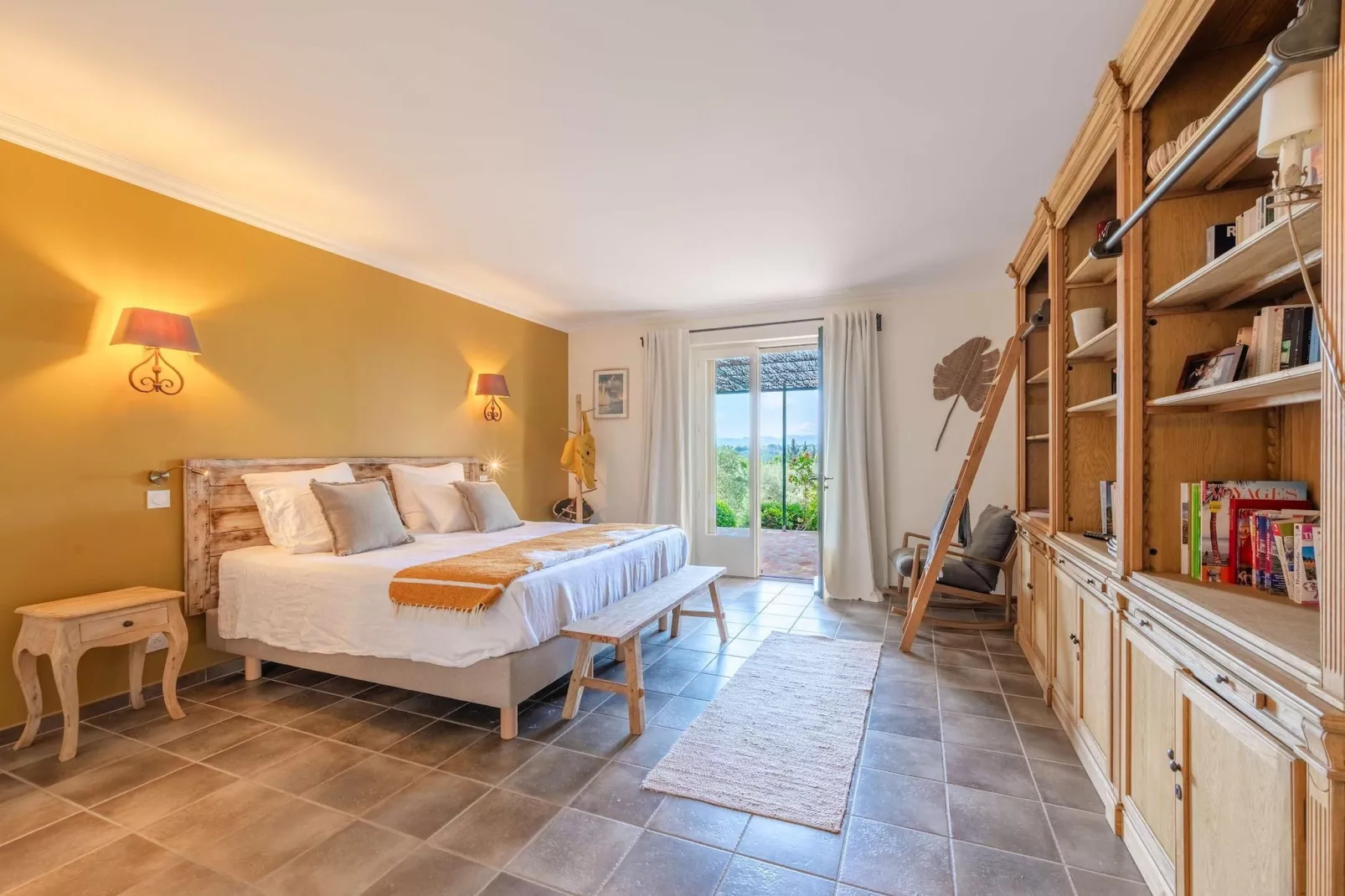 Le Mas Elaïa  votre havre familial avec piscine privée-Chambre