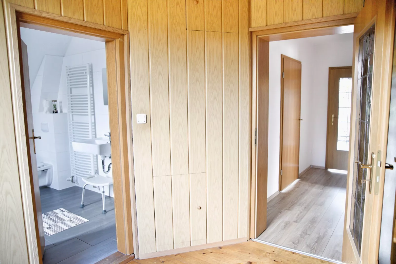 Schönes Ferienhaus-Landing