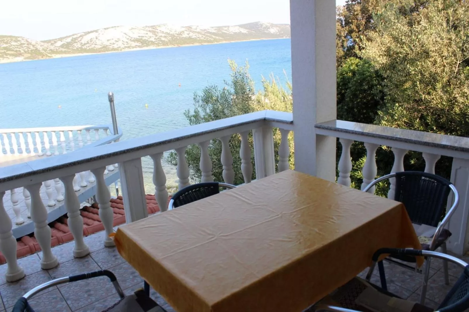 Sv Marija1 - Ferienwohnung 7 - Typ 4plus2 - Terrasse/Balkon