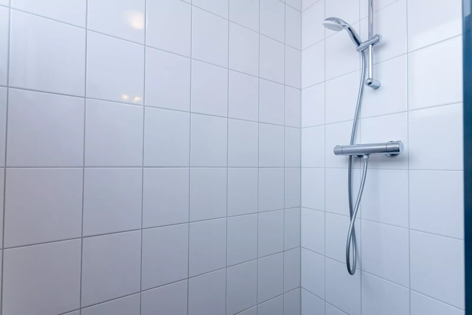 Zonnedorp 19 Modern holiday home Renesse | Beach within walking distance - Salle de bain