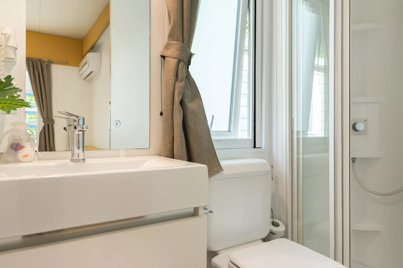 Mobile Homes San Francesco Desenzano-Garda Family-Bathroom