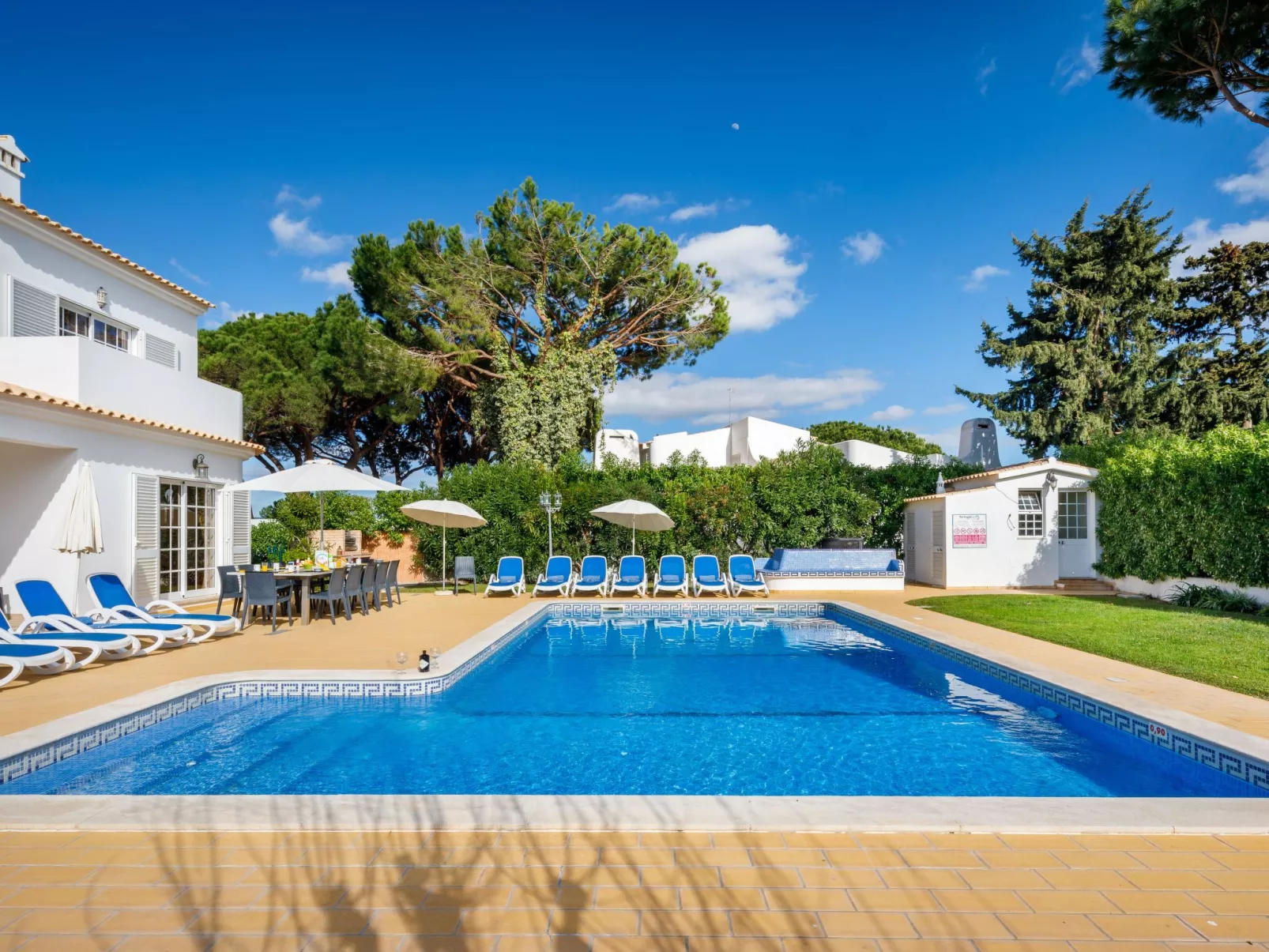 7 Schlafzimmer Villa, Familie, Kinder, Gruppen, Strand, Pool, Garten - Image-tags.info