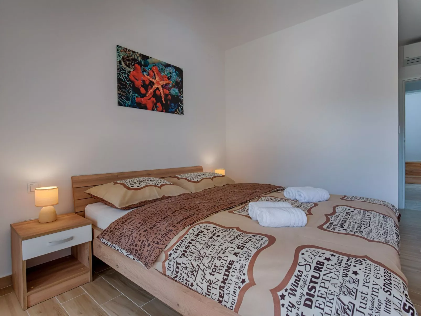 Haus in Pinezići mit privatem Pool - Image-tags.info