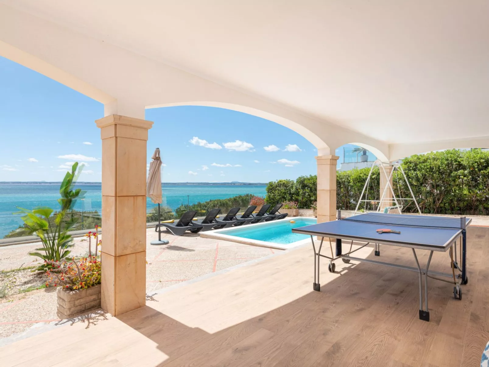 Verträumte Villa mit privatem Pool und Liegewiese - Image-tags.info