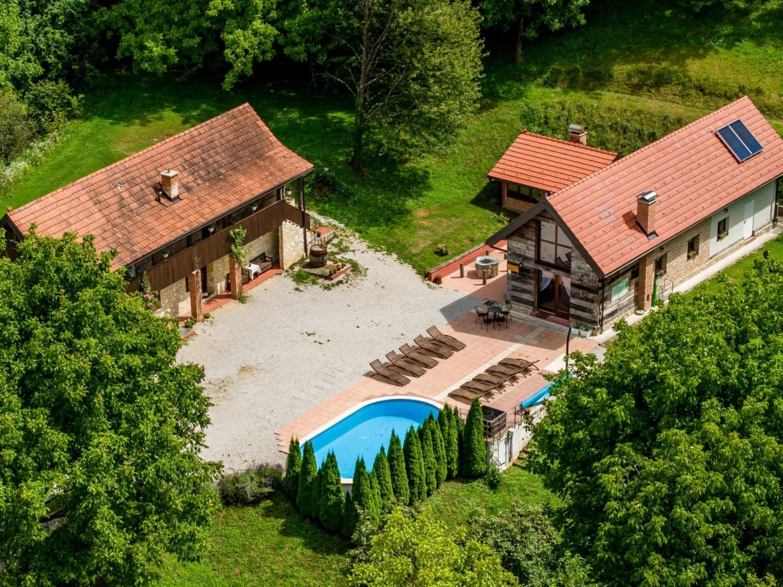 House Imanje Pijevci - Outside