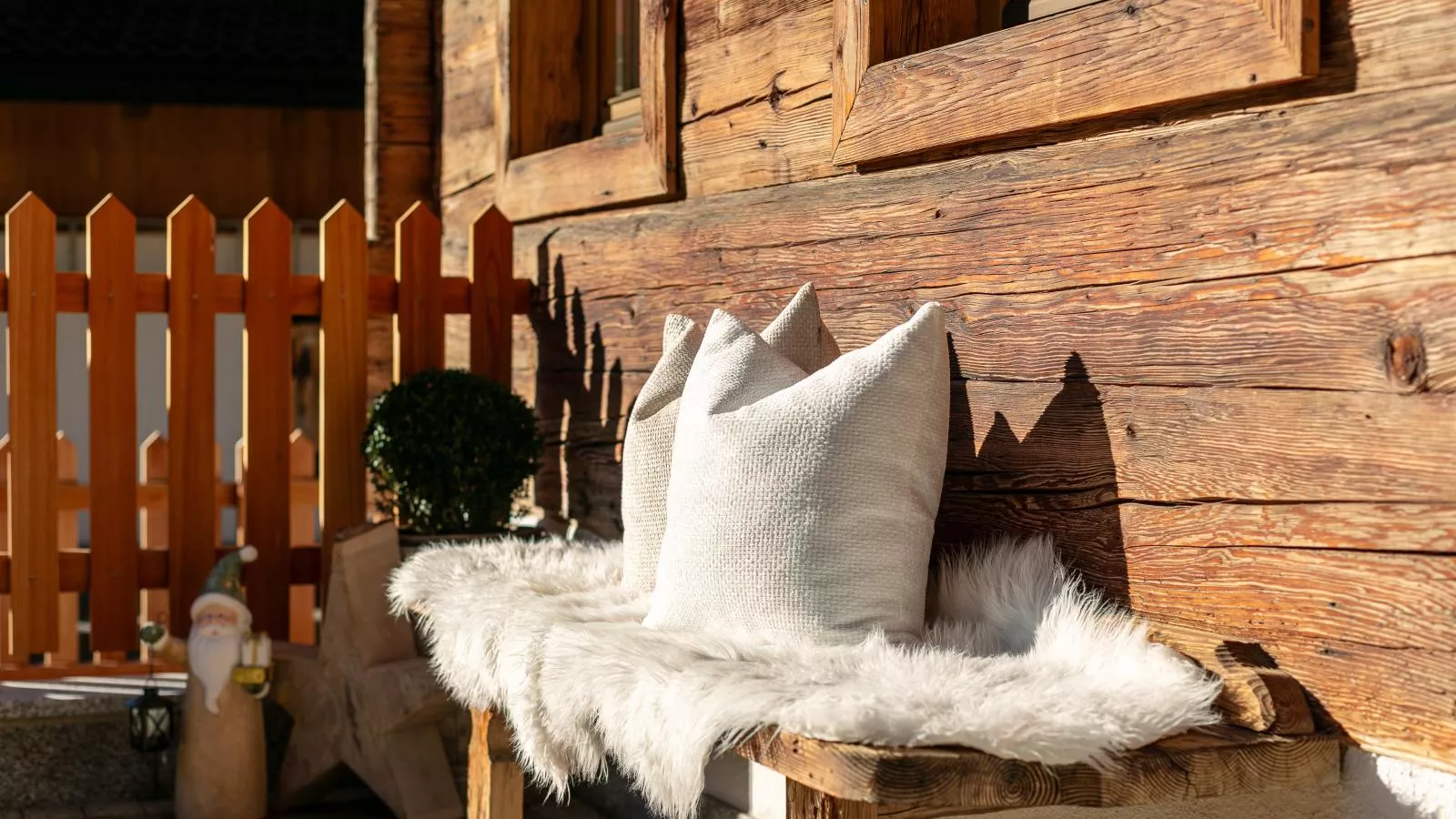 Rosalie-Lorena-Terrace balcony