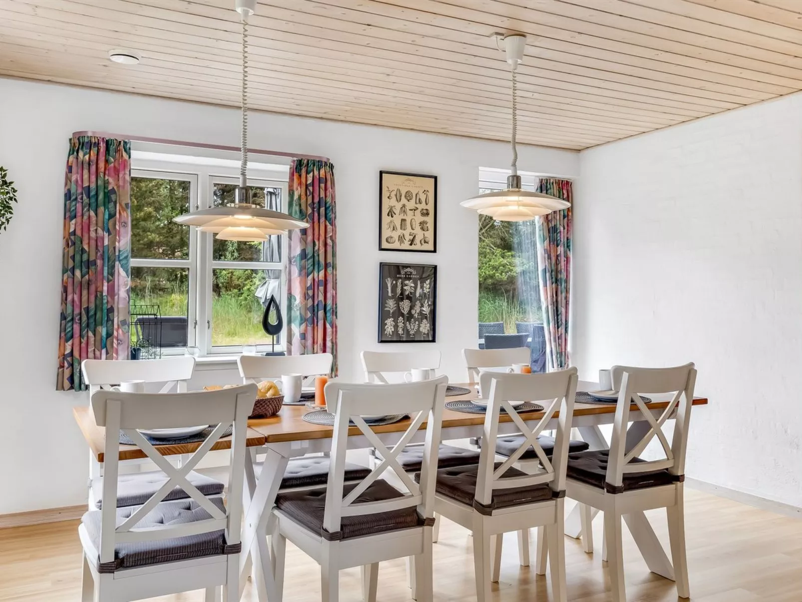 "Marlise" - 2.5km from the sea-Inside