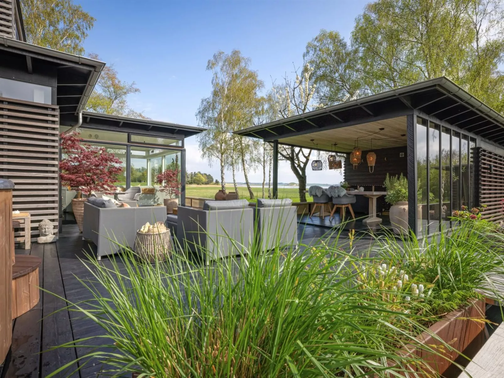 "Jo" - 175m to the fjord-Draußen