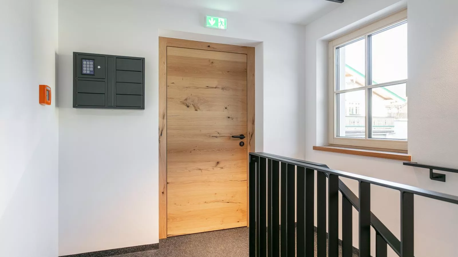 Haus Tauernblick Top 2 und 3 und 4-Empfangshalle