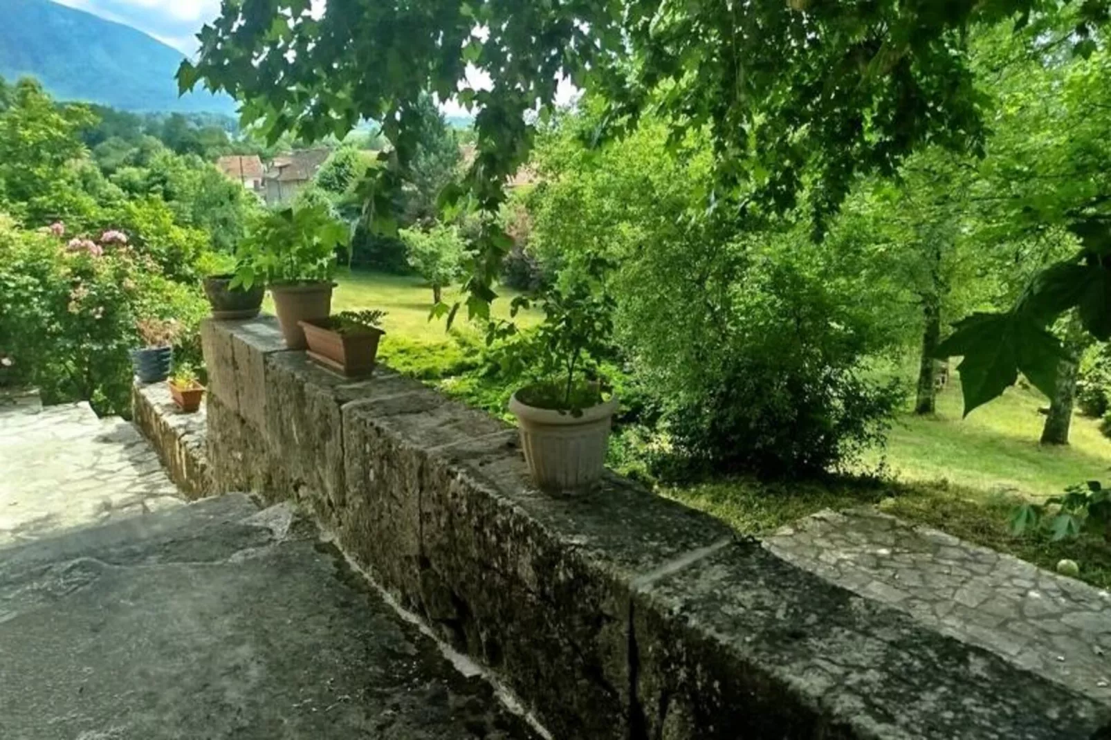Maison De Charme Ancienne Entre Lacs Et Rh&ocirc;ne-Non tagué