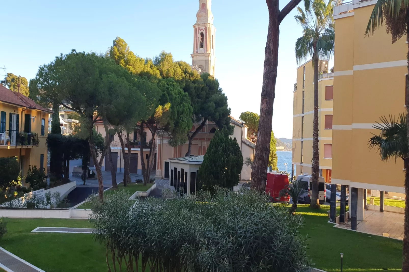 Charmante Villa mit drei Apartments und Meerblick KReidl