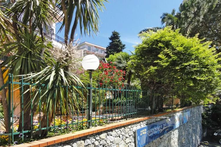 Residence Dei Fiori Pietra Ligure - B5/B5C-Pool