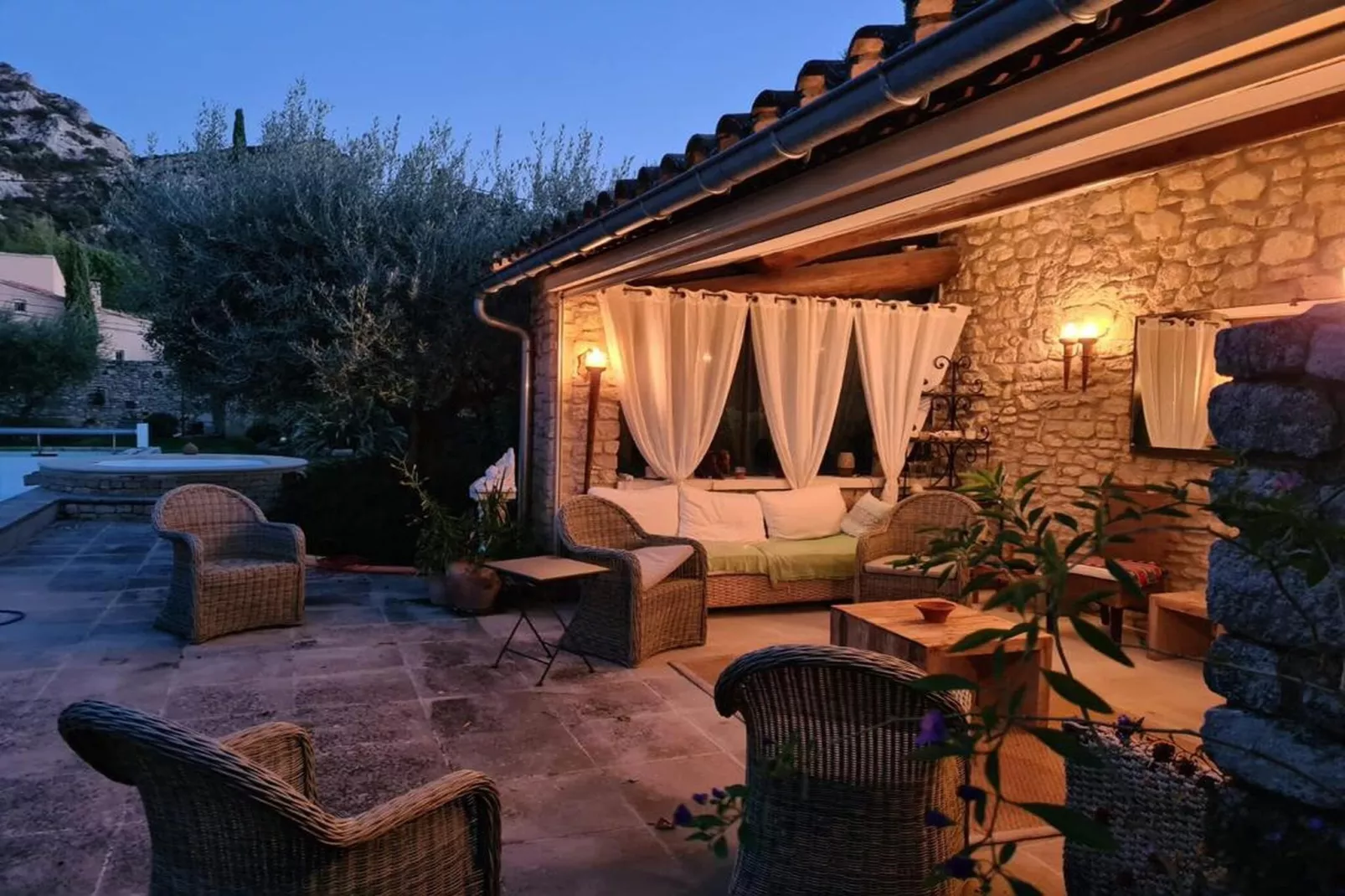 La Maison de Robion-Terrasse / balcon