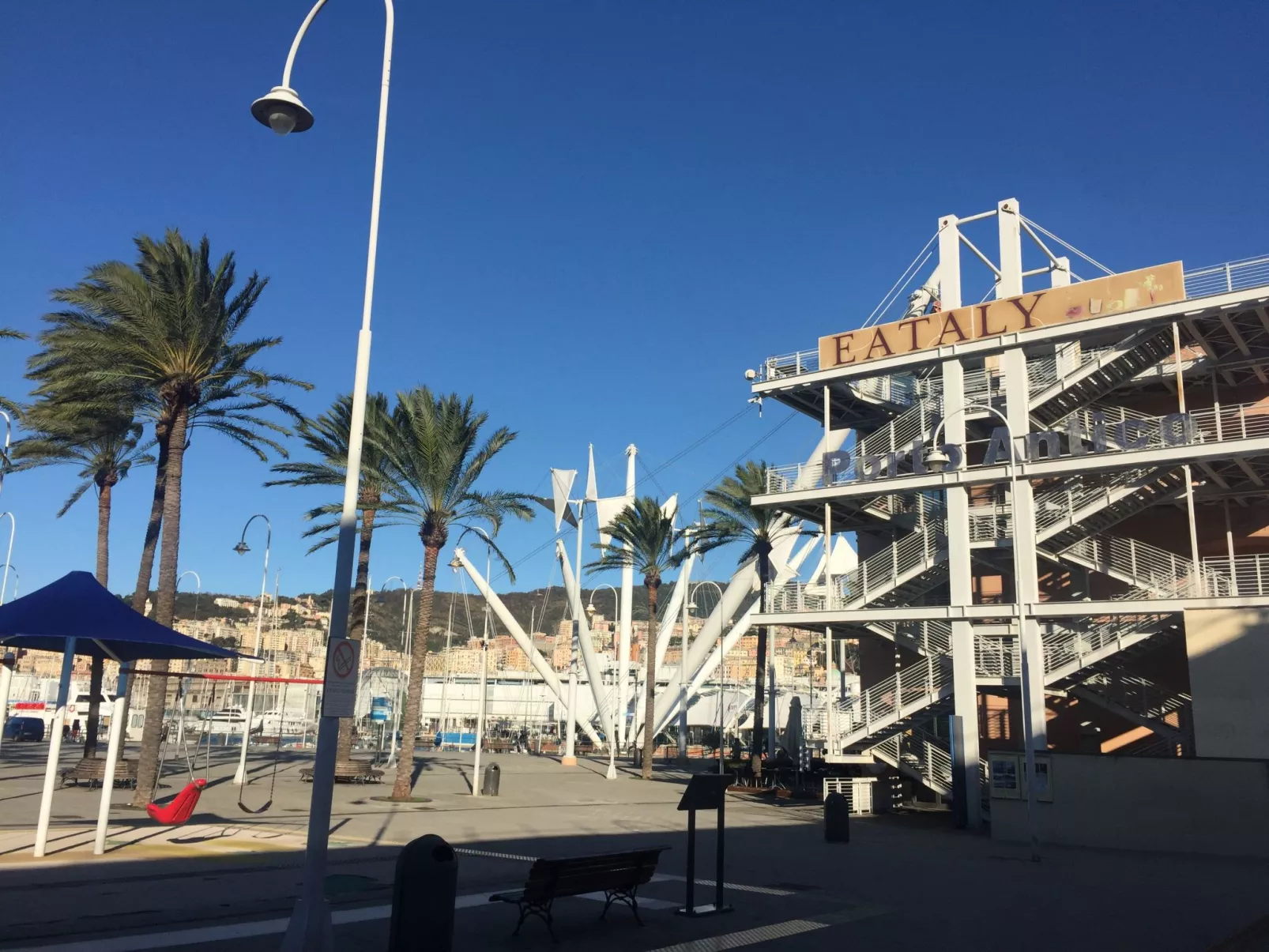 Dock of the Bay Genova, 2b 1b, 2 garage e balcone - Image-tags.info