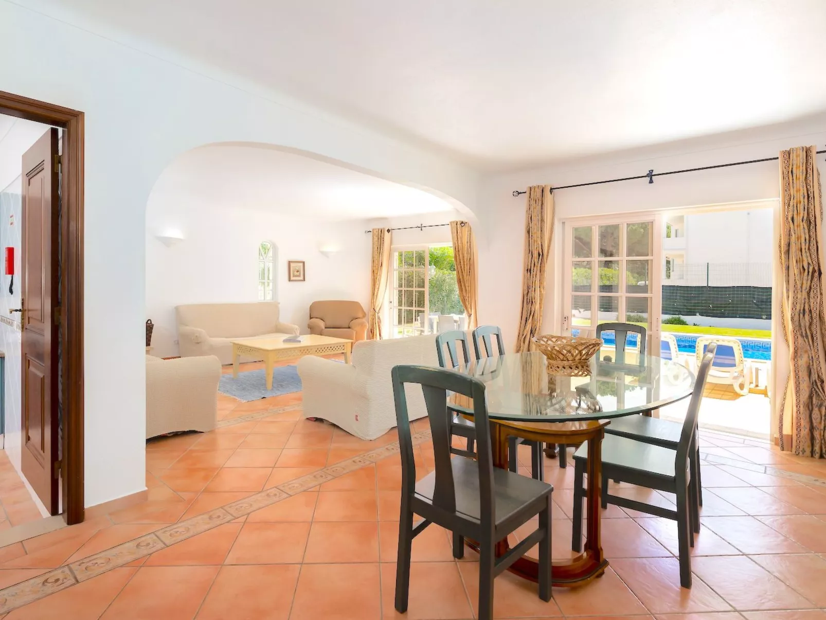 7 Schlafzimmer Villa, Familie, Kinder, Gruppen, Strand, Pool, Garten - Image-tags.info