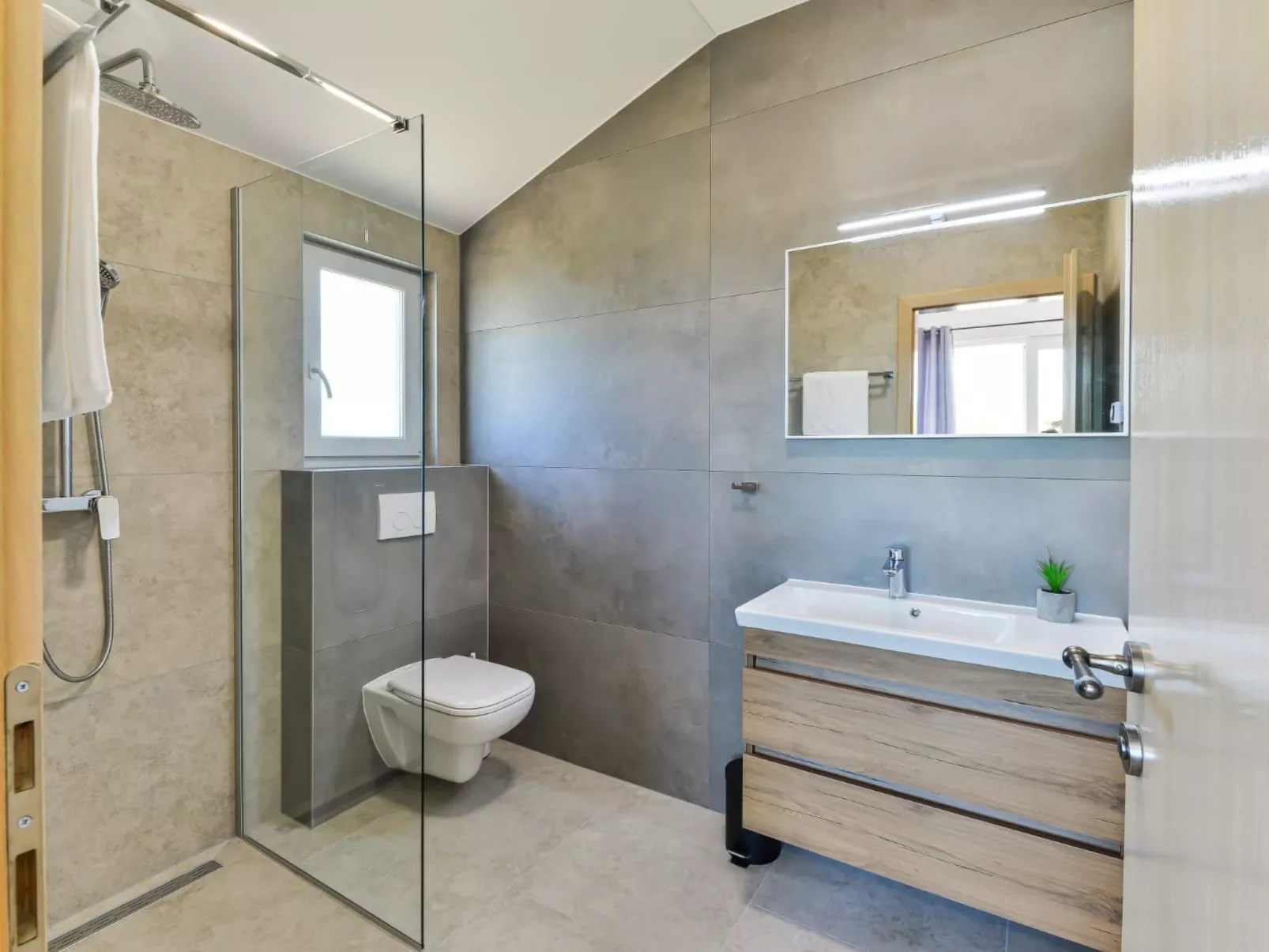 Romantische Villa mit Pool und Sauna, in Strandnähe - Image-tags.info