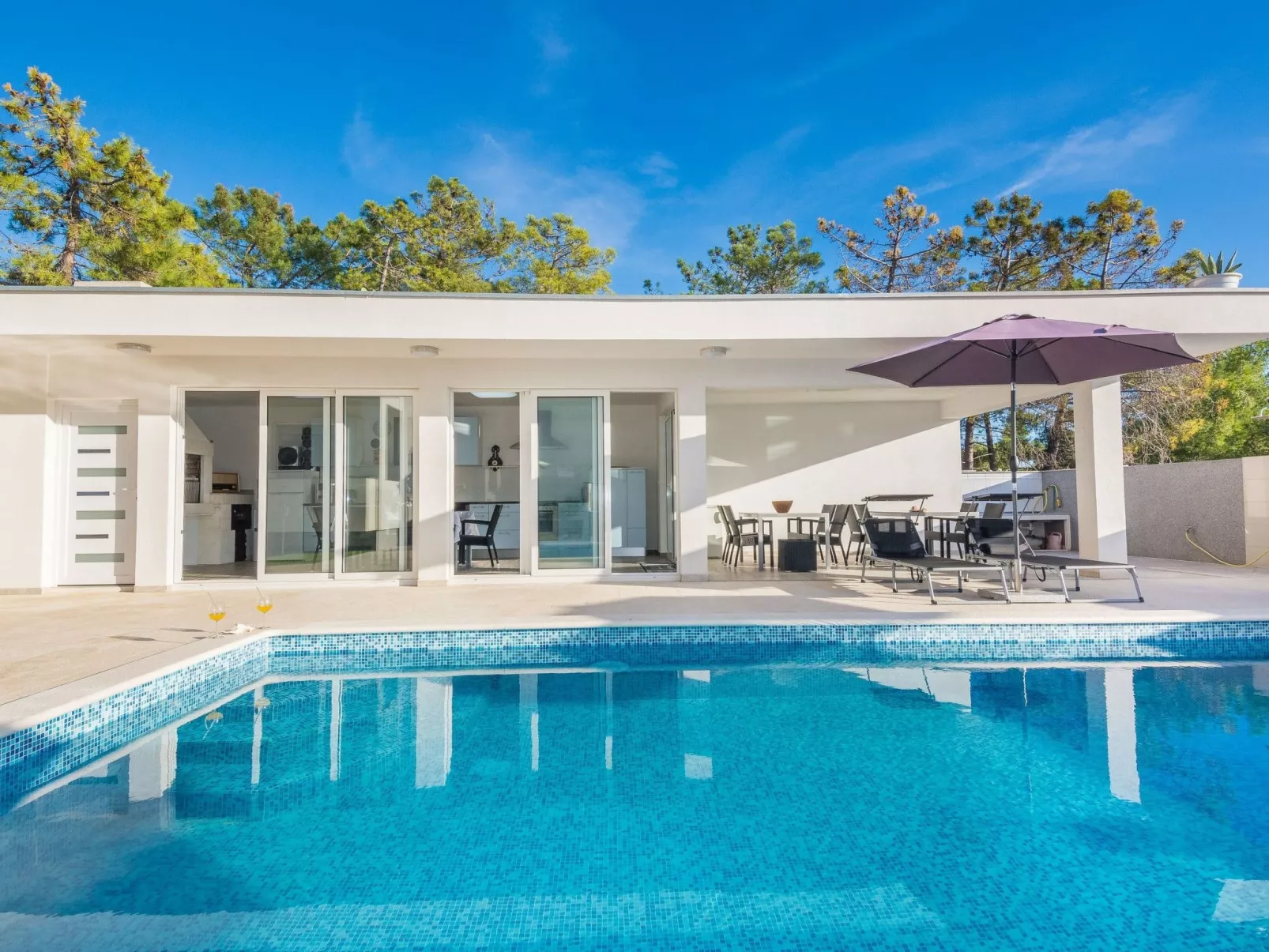 Apartment Olujic 1 - Image-tags.info