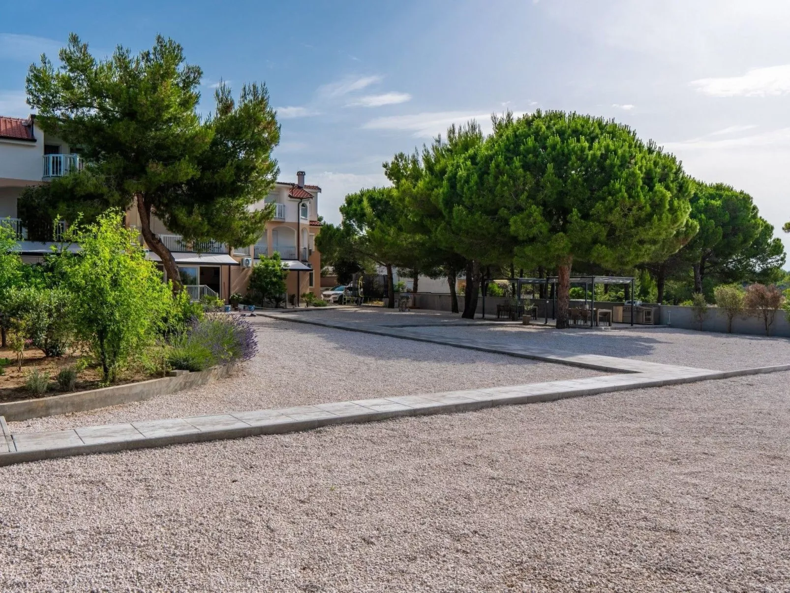 Apartment Sum mora 3 - Image-tags.info