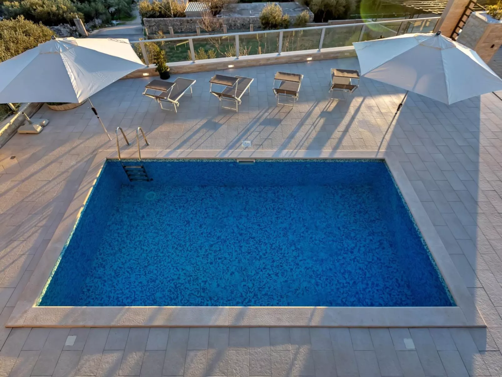 Villa Infinite mit Schwimmbad und Meerblick - Image-tags.info