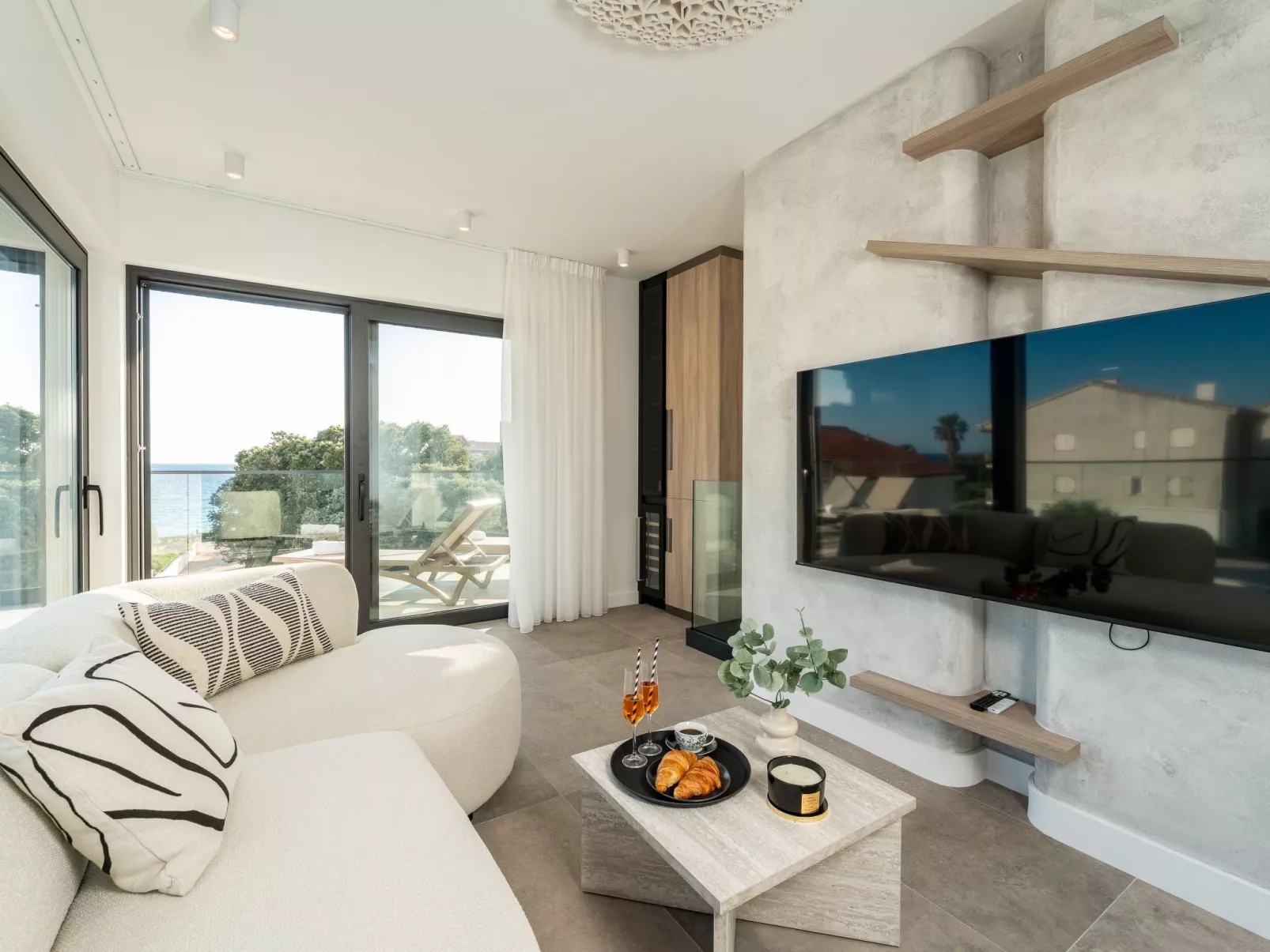 Vier-Schlafzimmer-Wohnung Dantela mit Tauchbecken - Inside