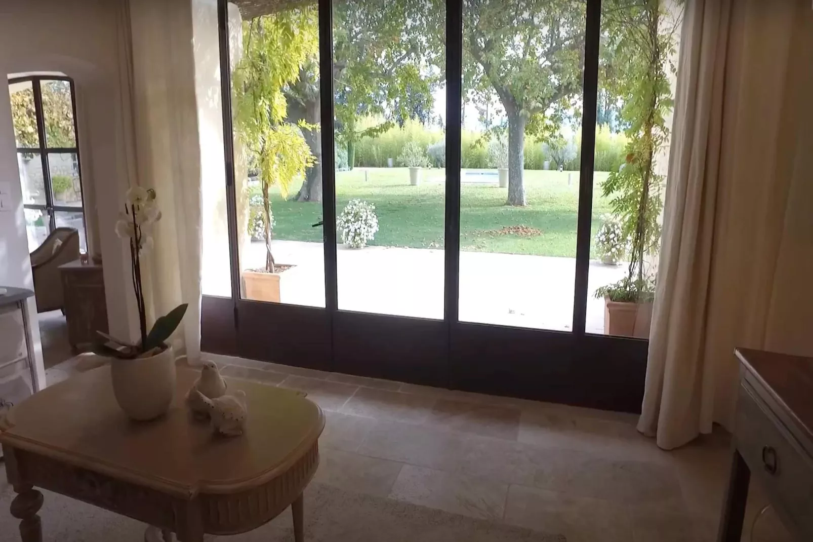 Bast de Charme L141 - Aussicht Sommer